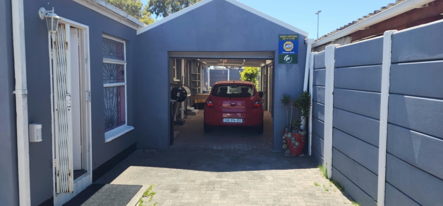 3 Bedroom Property for Sale in Portlands Western Cape
